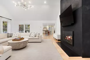 338 Orchard Hill Ln, Fairfield, CT 06824 - Photo 12