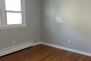 265 Sylvan St, Bridgeport, CT 06606 - Photo 4