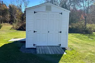 496 Boston Post Rd, East Lyme, CT 06333 - Photo 34