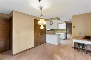 114 Cold Spring Rd, Avon, CT 06001 - Photo 18