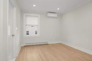 21 Holcomb Ave, Stamford, CT 06906 - Photo 8