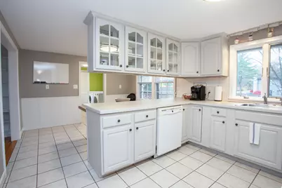 79 Prospect Street, Bloomfield, CT 06002 - Photo 12