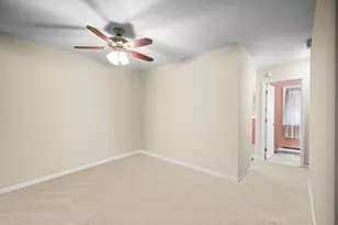 95 Chestnut St, Bethel, CT 06801 - Photo 6