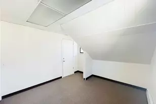 425 Montauk Ave, New London, CT 06320 - Photo 2