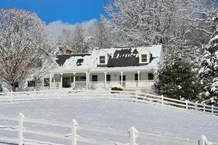 819 Main St N, Woodbury, CT 06798 - Photo 2