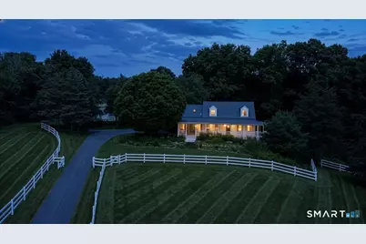 819 Main Street North, Woodbury, CT 06798 - Photo 2
