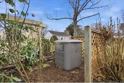1975 Chapel Street, New Haven, CT 06515 - Photo 26