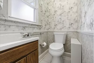 1975 Chapel Street, New Haven, CT 06515 - Photo 14