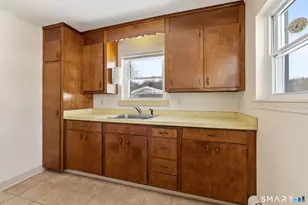 10 School St, Burlington, CT 06013 - Photo 10