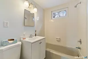 10 School St, Burlington, CT 06013 - Photo 16