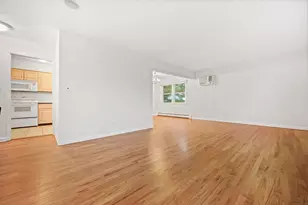 33 Dora St, Stamford, CT 06902 - Photo 10