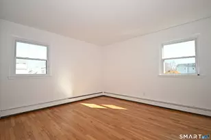 33 Dora St, Stamford, CT 06902 - Photo 26