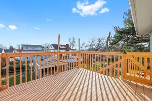 33 Dora St, Stamford, CT 06902 - Photo 16