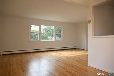 33 Dora Street, Stamford, CT 06902 - Photo 24