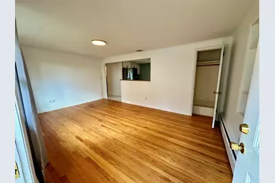 5 Shelley Street, Cromwell, CT 06416 - Photo 6