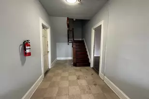 364 Woodland St, Hartford, CT 06112 - Photo 6