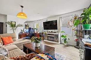 28 Baltic St, Norwich, CT 06360 - Photo 6