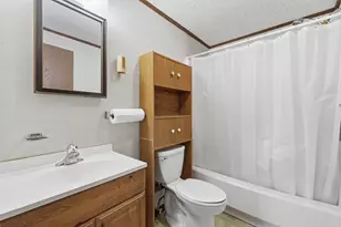 31 Farmstead Cir, Bloomfield, CT 06002 - Photo 20
