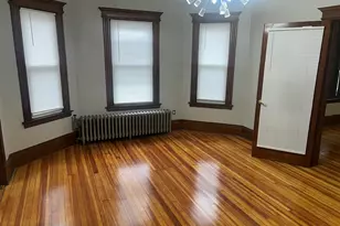 93 Newton St, Hartford, CT 06106 - Photo 8