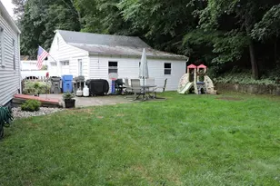 120 Bolton St, Manchester, CT 06042 - Photo 30