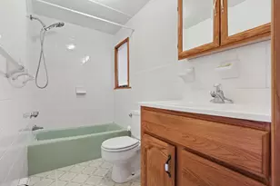 40 Moshier St, Greenwich, CT 06831 - Photo 8