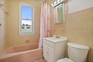 22 Knoll St, Waterbury, CT 06705 - Photo 10