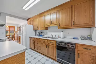 1325 Farmington Ave, Bristol, CT 06010 - Photo 6