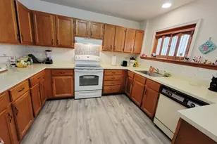 76 Willow Springs, New Milford, CT 06776 - Photo 6