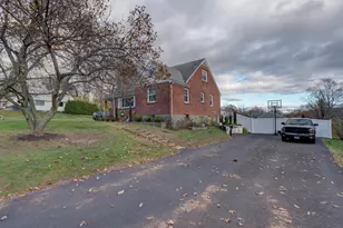 341 Long Hill Rd, Wallingford, CT 06492 - Photo 28