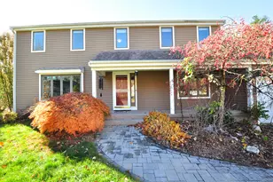 16 Virginia Ln, Farmington, CT 06085 - Photo 2