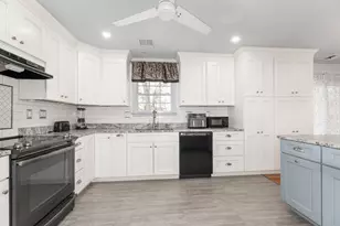 224 Roses Mill Rd, Milford, CT 06460 - Photo 4