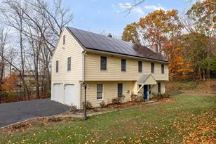 224 Roses Mill Rd, Milford, CT 06460 - Photo 2