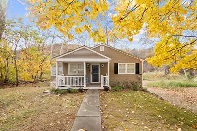 567 Roosevelt Drive, Oxford, CT 06478 - Photo 2