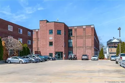 390 Charles Street #APT 201, Bridgeport, CT 06606 - Photo 16