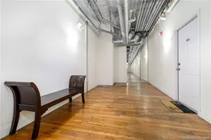 390 Charles St, Bridgeport, CT 06606 - Photo 18