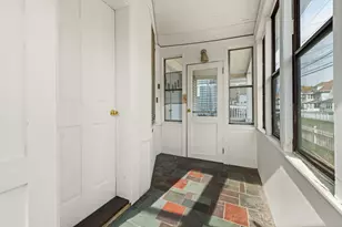 73 Pixlee Pl, Bridgeport, CT 06610 - Photo 14