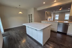 12 Putnam Ln, Danbury, CT 06810 - Photo 6