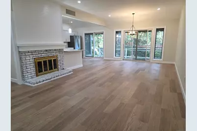 876 Heritage Village #A, Southbury, CT 06488 - Photo 4