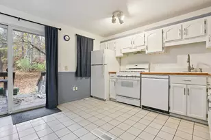 122 Towne House Rd, Hamden, CT 06514 - Photo 6