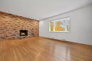 102 Lantern Dr, Monroe, CT 06468 - Photo 4