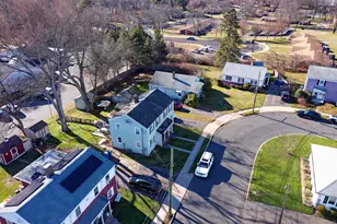 43 Pioneer Cir, Manchester, CT 06040 - Photo 8