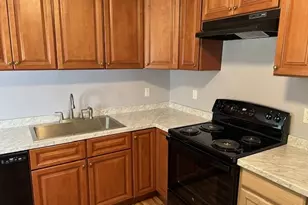 215 Sherman Ave, Hamden, CT 06518 - Photo 8