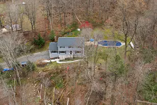 8 Glenview Rd, Sherman, CT 06784 - Photo 2