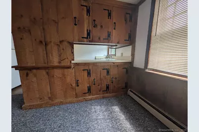 73 Park Avenue, Enfield, CT 06082 - Photo 10