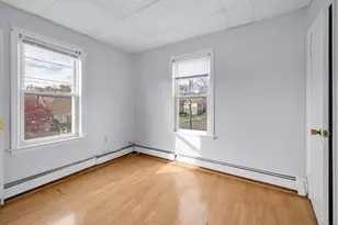 223 Lawlor St, New Britain, CT 06051 - Photo 10