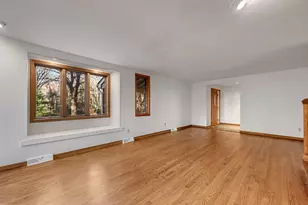 75 Hart Rd, Guilford, CT 06437 - Photo 6