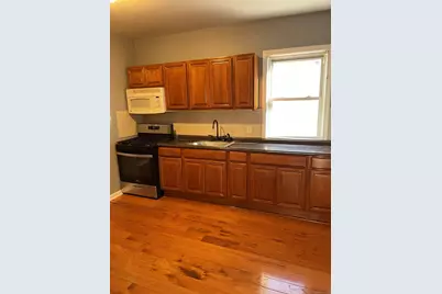 1199 Iranistan Avenue, Bridgeport, CT 06605 - Photo 8