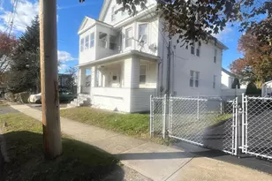 266 Peace St, Stratford, CT 06615 - Photo 2