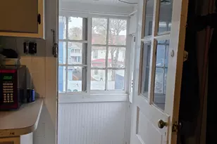 274 Park St, Bridgeport, CT 06608 - Photo 4