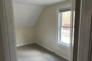 90 Chapman St, Windham, CT 06226 - Photo 10